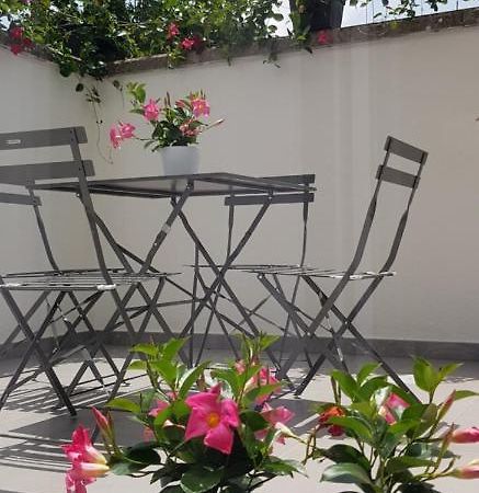شقة Il Cortile Segreto - Con Parcheggio Privato ليتشي المظهر الخارجي الصورة